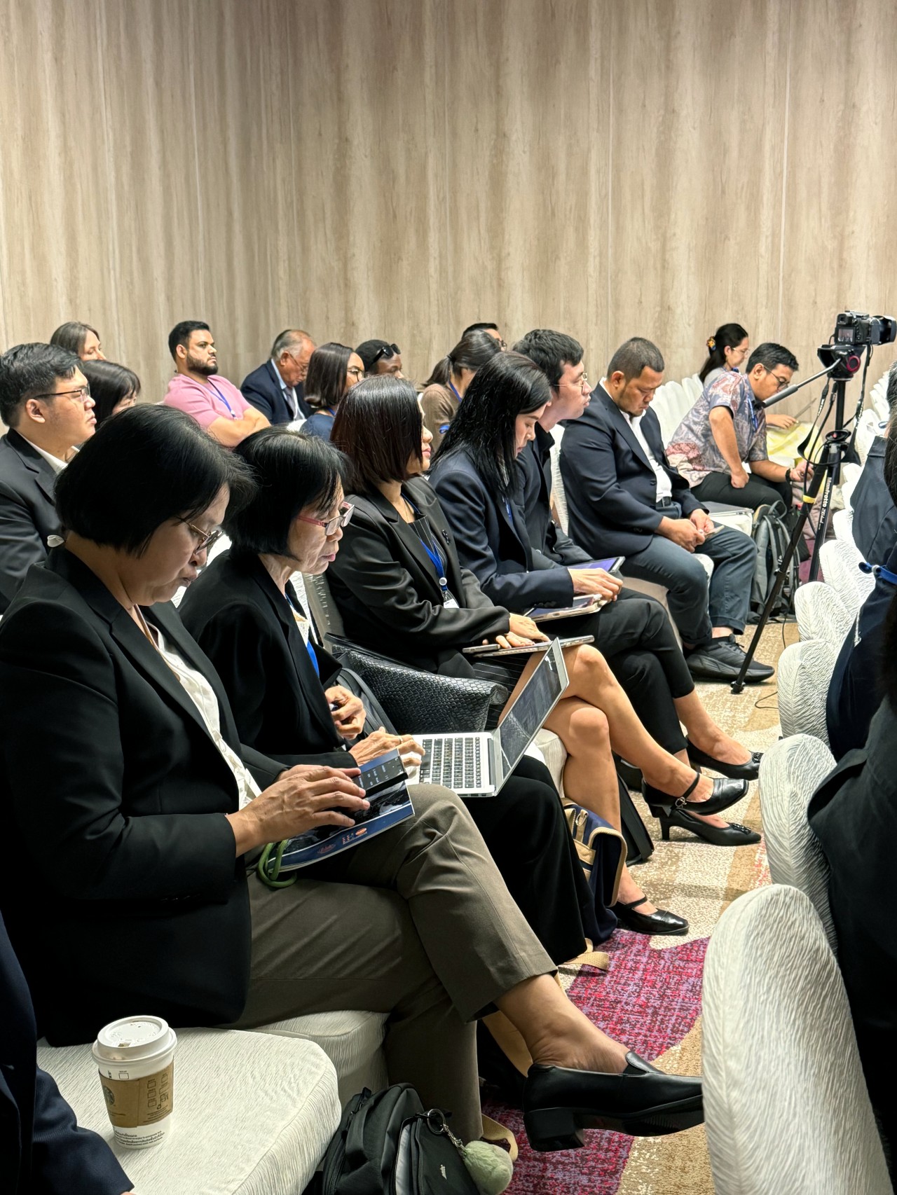 21CD88CF 5A90 4401 9C64 C2CC2C0D4ED4 s