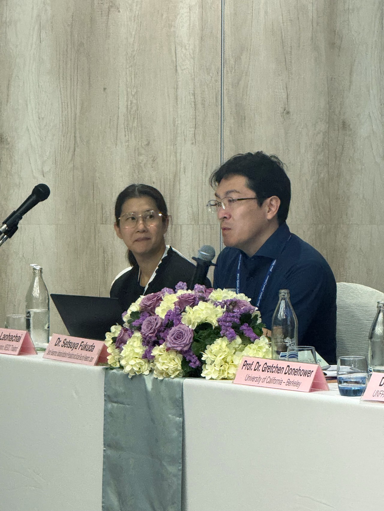 6FB6BCCE ECCA 4E4B B771 3FC7ED8375C7 s